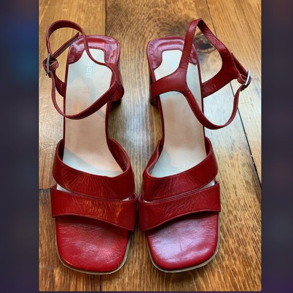 FEETFIRST - Dark red leather heeled sandals Straps over the foot  Size: 39 - Picture 4 of 8